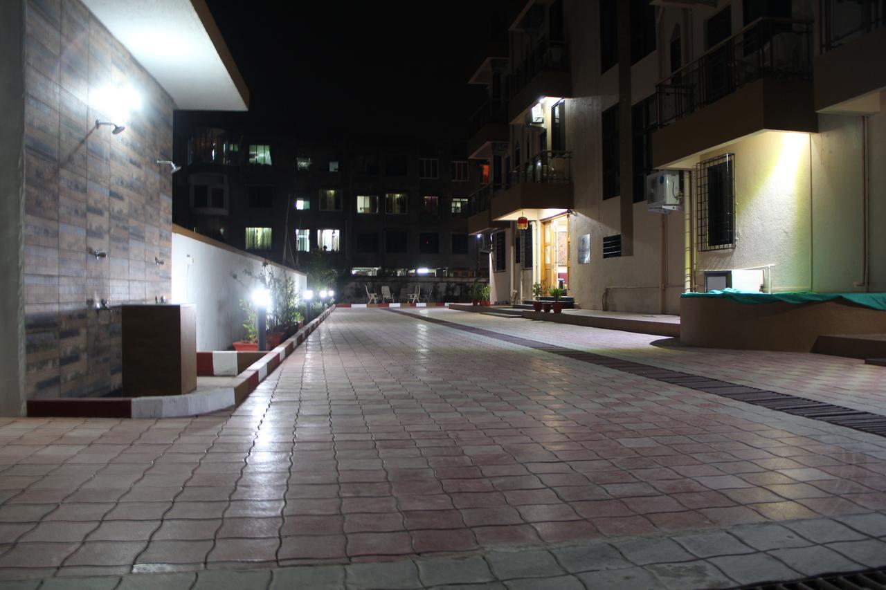 阿里巴格 Hira Laxmi Residency酒店 外观 照片